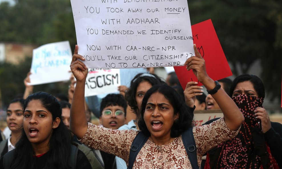 Indijci prosvjeduju protiv novog zakona o državljanstvu