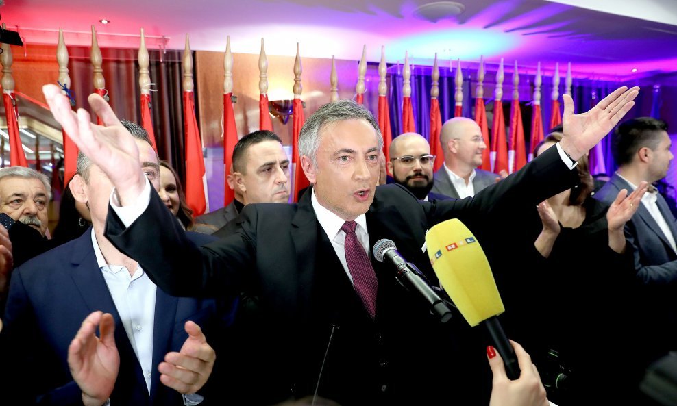 Miroslav Škoro najavio je kandidiranje na parlamentarnim izborima
