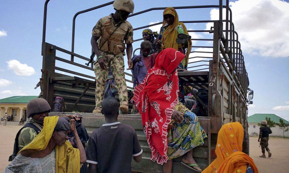 Nigerijci spašeni iz terorističkog kampa Boko Haram / lustracija