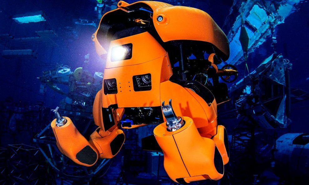 Podvodni robot