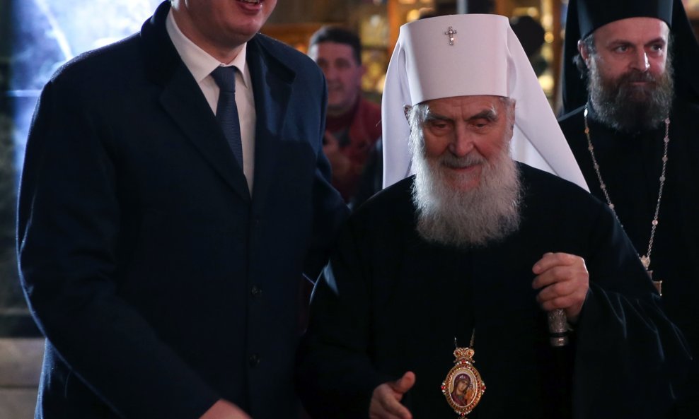 Aleksandar Vučić i patrijarh Irinej reagirali su na događanja u Crnoj Gori