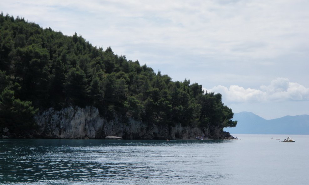 Plaža u drašnicana na kojoj je pronađen mrtav muškarac 2