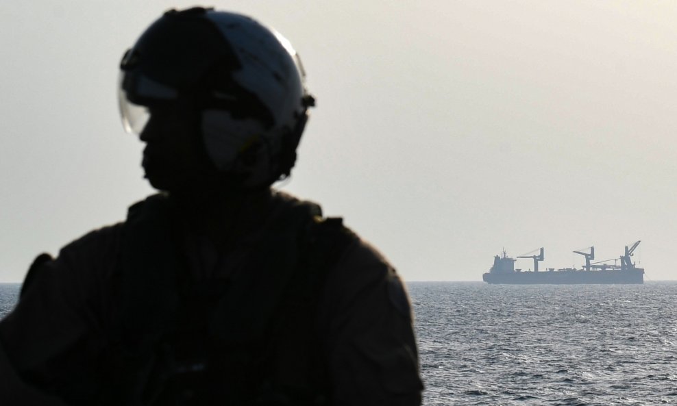 Hormuškim tjesnacem prolazi četvrtina svjetske potražnje za naftom
