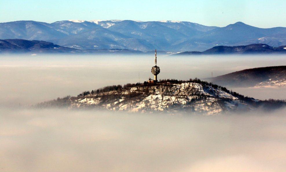 Glavni grad BiH prekriven je slojem smoga