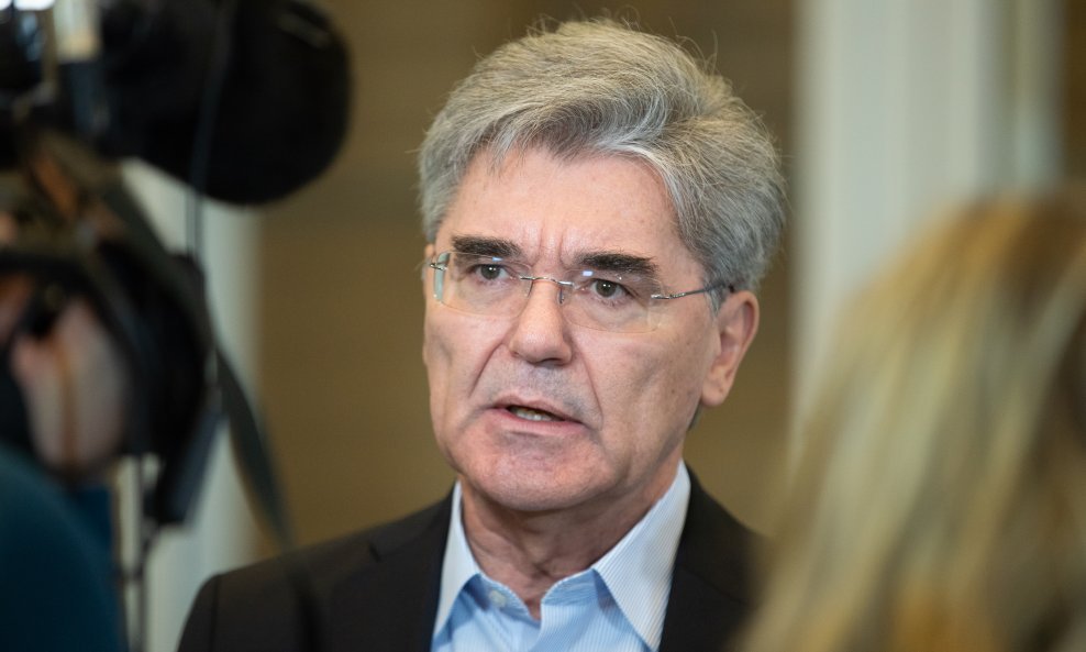 Čelnik Siemensa Joe Kaeser