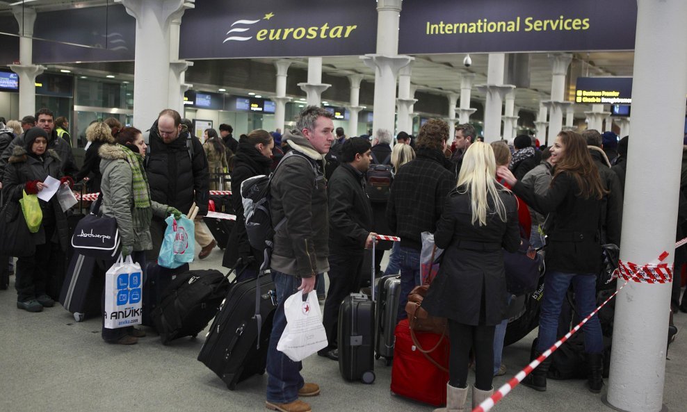 Putnici iz Eurostara konačno na slobodi