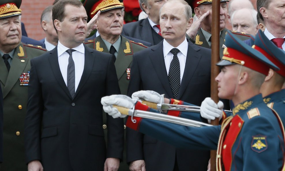 Dmitrij Medvedev i Vladimir Putin