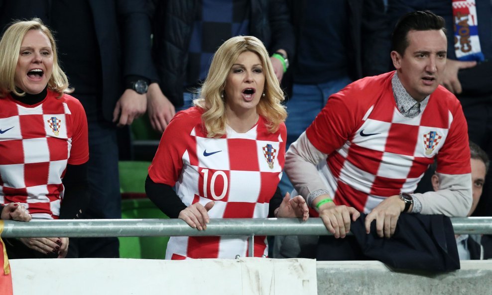 Kolinda Grabar Kitarović u Budimpešti na utakmici Mađarska - Hrvatska prije nešto manje od godinu dana