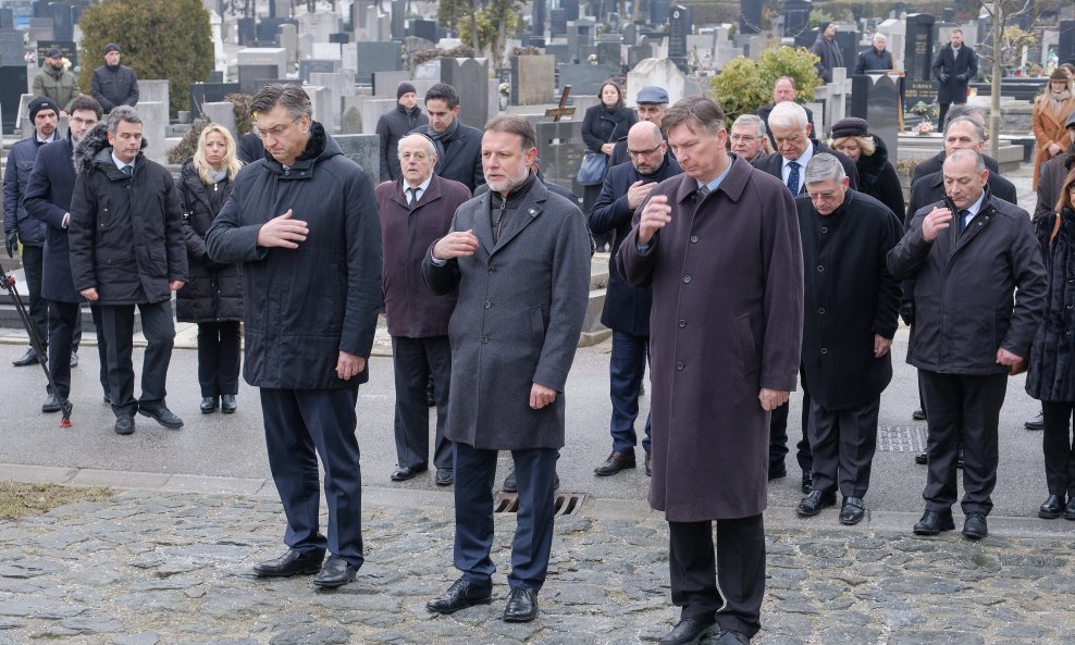 Na Mirogoju položeni vijenci na Dan sjećanja na žrtve Holokausta