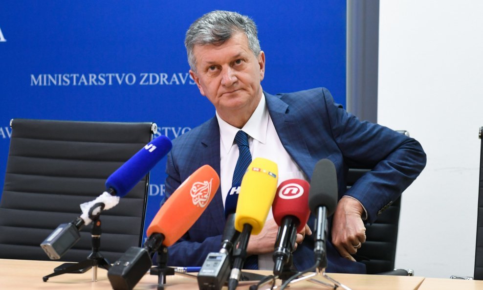 Milan Kujundžić, ministar zdravstva
