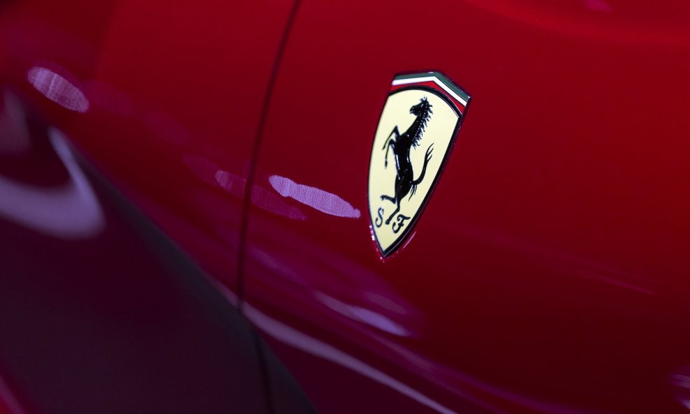 Legendarna talijanska marka Ferrari ušla je u pravni spor zbog imena Purosangue