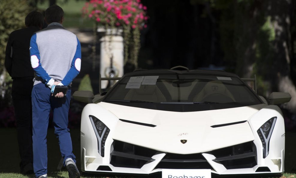 Lamborghini Veneno Roadster (2014), jedan od 25 luksuznih automobila Teodora Obianga, predsjednikova sina / Arhiva