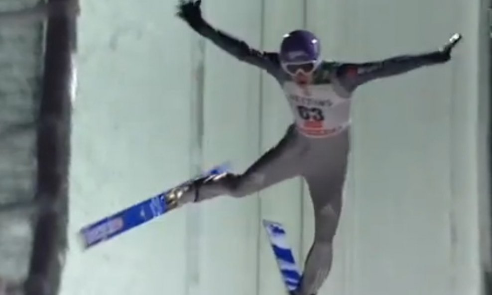 Andreas Wellinger pad na skijaškim skokovima