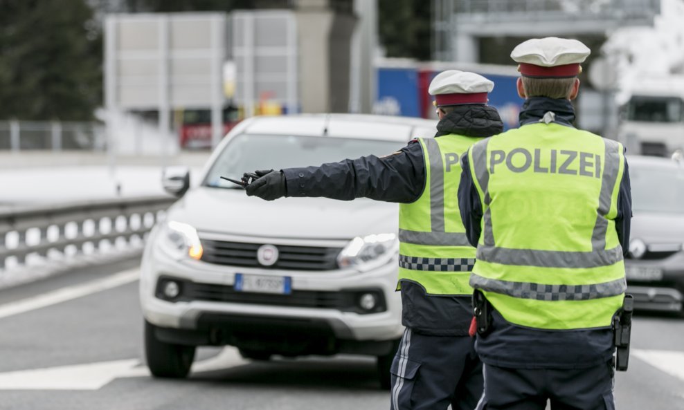 Austrijska policija