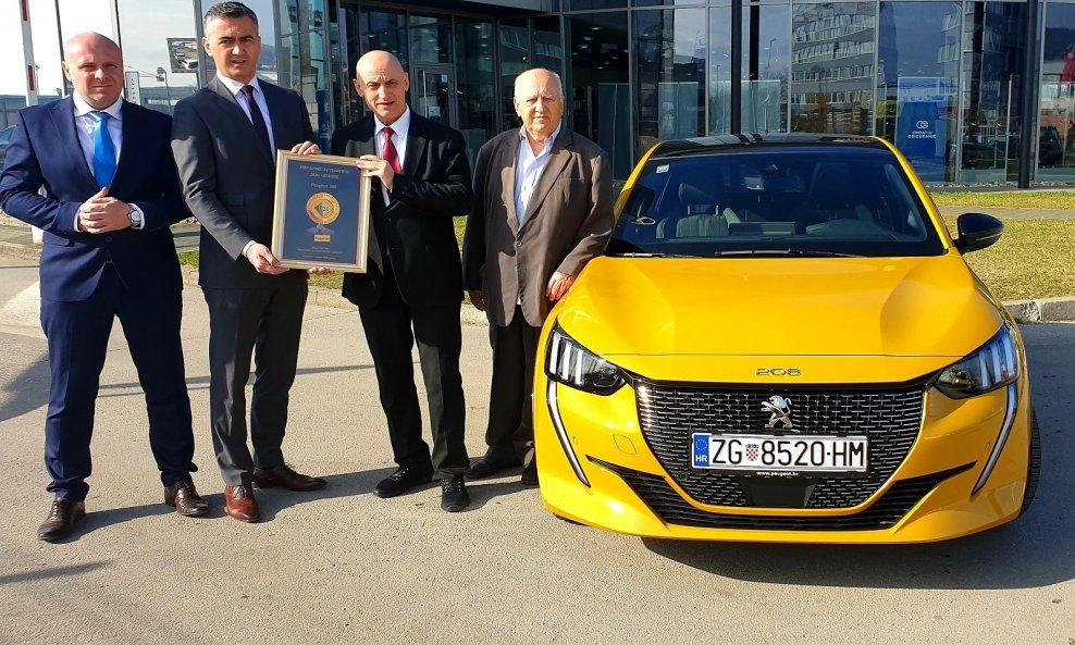 Goran Husinec, Tomislav Miletić (generalni direktor tvrtki P Automobil Import d.o.o. / C Automobil Import d.o.o., generalnih zastupnika marki Peugeot, Citroën i DS), Željko Marušić i Ivan Dadić (slijeva nadesno)