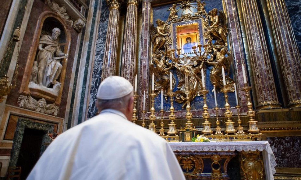 Papa Franjo u bazilici Marije Velike