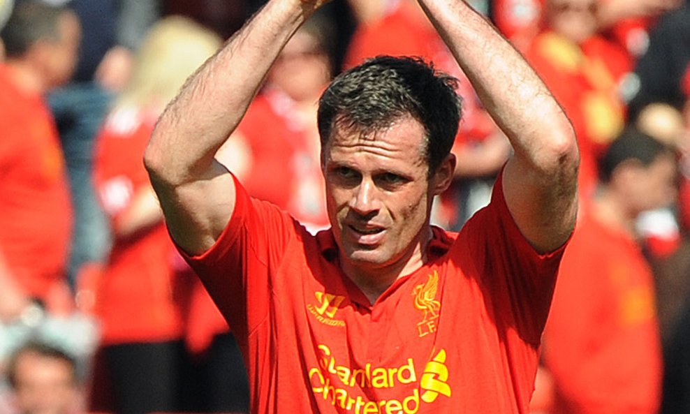 Jamie Carragher snimljen 2013. kada je objavio odlazak u igračku mirovinu