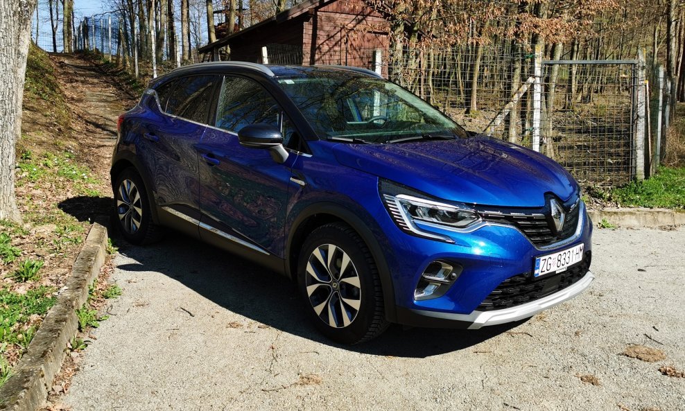 Nova, druga generacija Renault Captura odlučila je čvrsto zadržati vrh u segmentu subkompaktnih crossover/SUV vozila