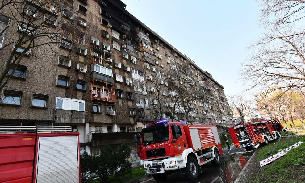 Požar u beogradskom neboderu