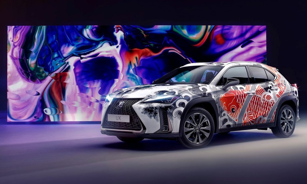 Tetovirani Lexus UX zapravo i nema svoju cijenu, no procjenjuje se na 120.000 funti