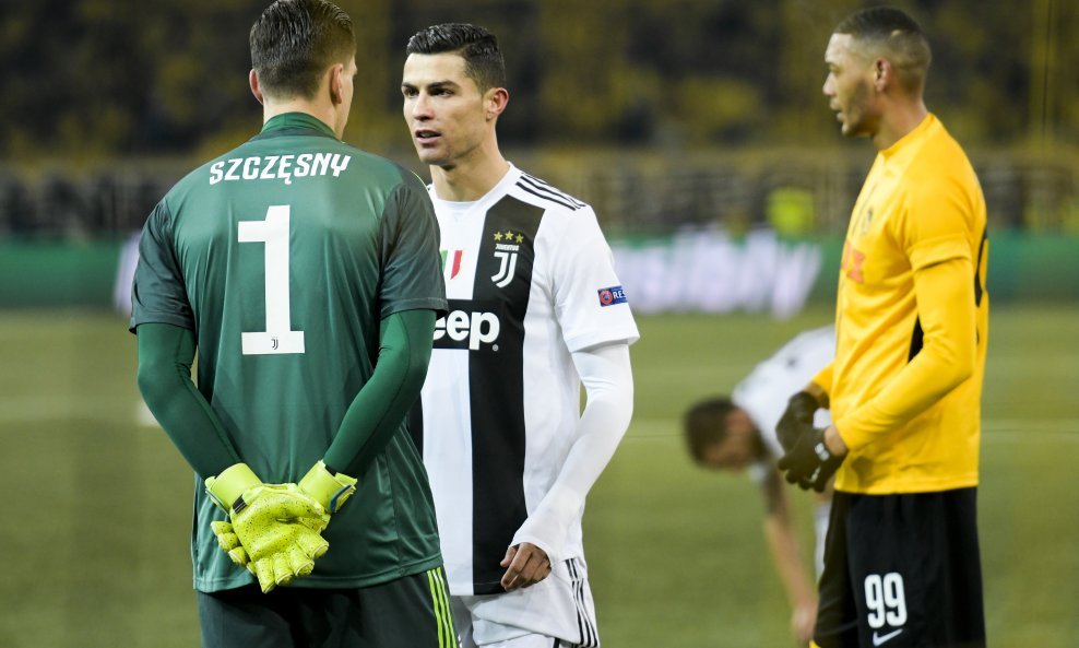 Wojciech Szczesny i Cristiano Ronaldo