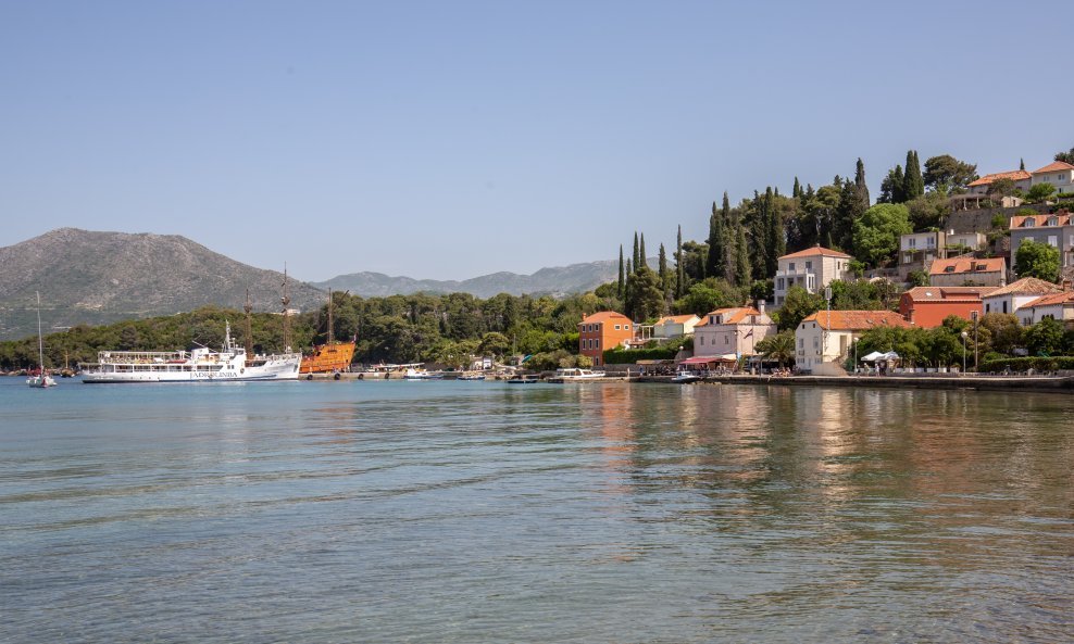 Otok Koločep