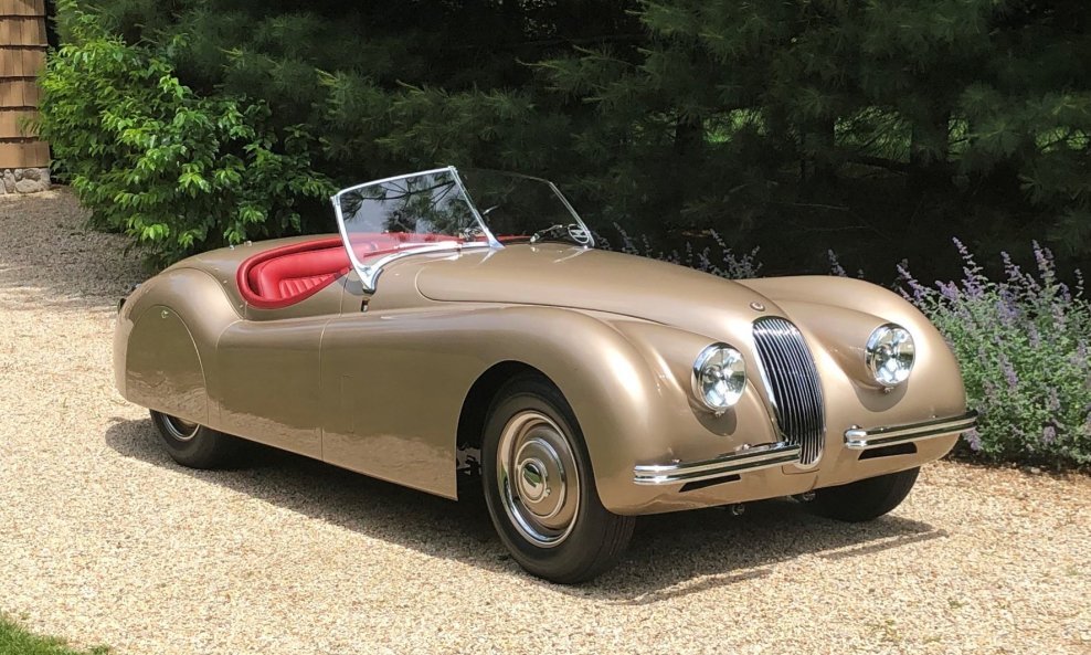 Jaguar XK120 Roadster legendarnog Clarka Gablea iz 1952. prodaje se na aukciji