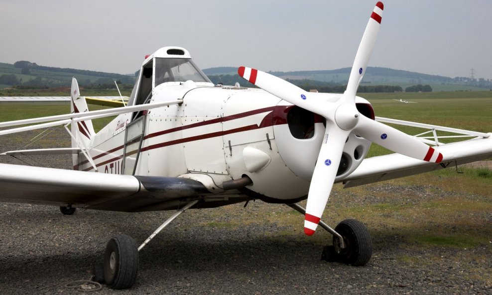 Zrakoplov Piper PA-25-235 Pawnee