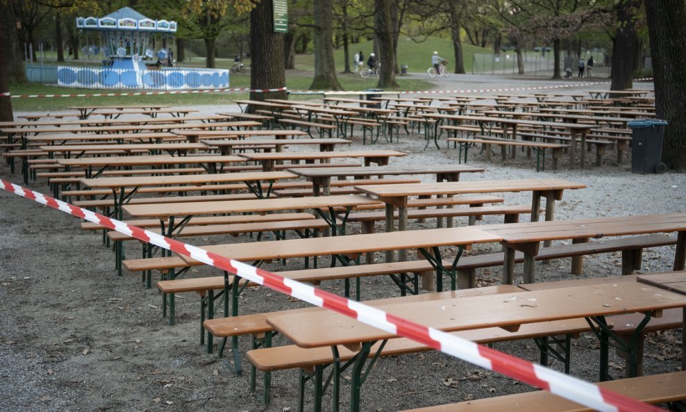 U Bavarskoj su već sad zatvoreni čuveni pivski vrtovi