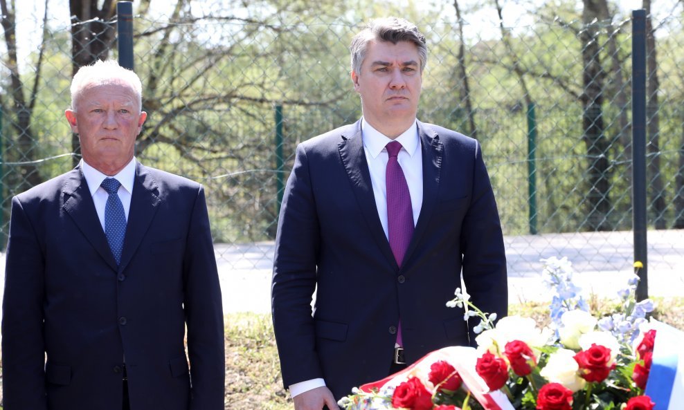 Franjo Habulin i Zoran Milanović odaju počast svim nevinim žrtvama u Jasenovcu