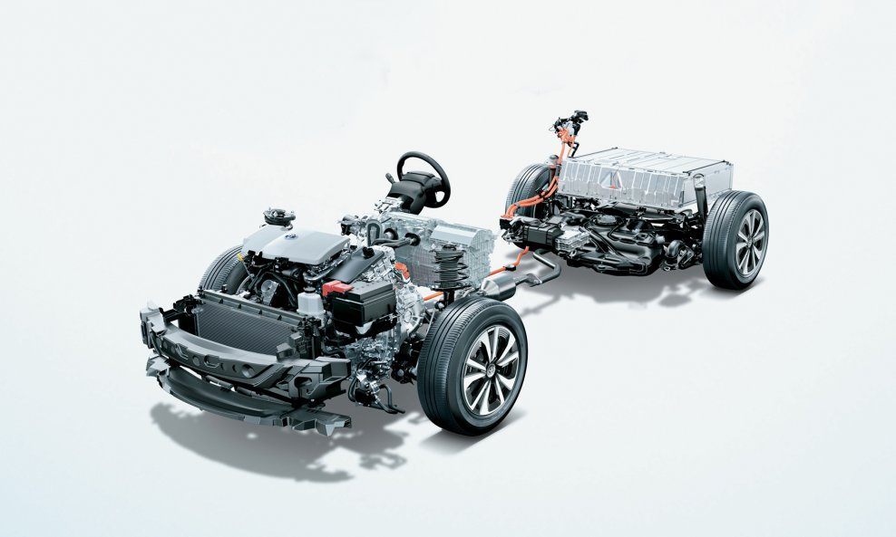 Plug-in hibrid Toyota Prius PHV (2017.) treba električnu bateriju za svoj pogon