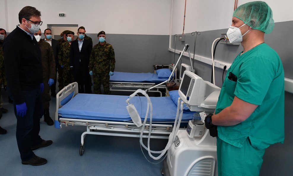 Aleksandar Vučić na otvaranju nove bolnice u Vojnomedicinskom centru 'Karaburma' za liječenje oboljelih od koronavirusa