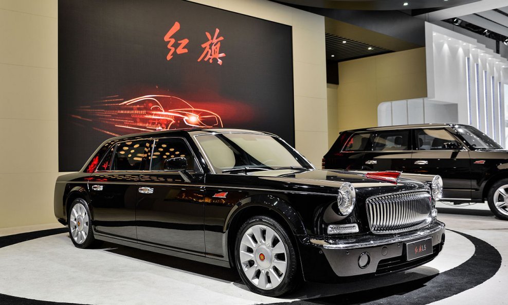 Hongqi L5, ova velika crna ljepotica Hongqi L5 predstavljena je 2013. godine na sajmu automobila u Šangaju