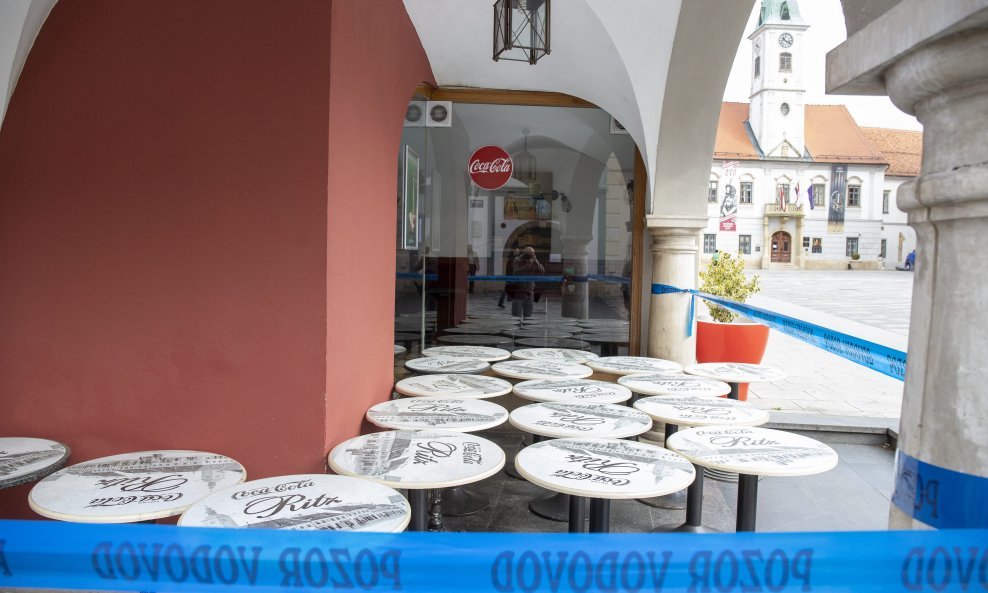 Terase kafića još uvijek su zatvorene