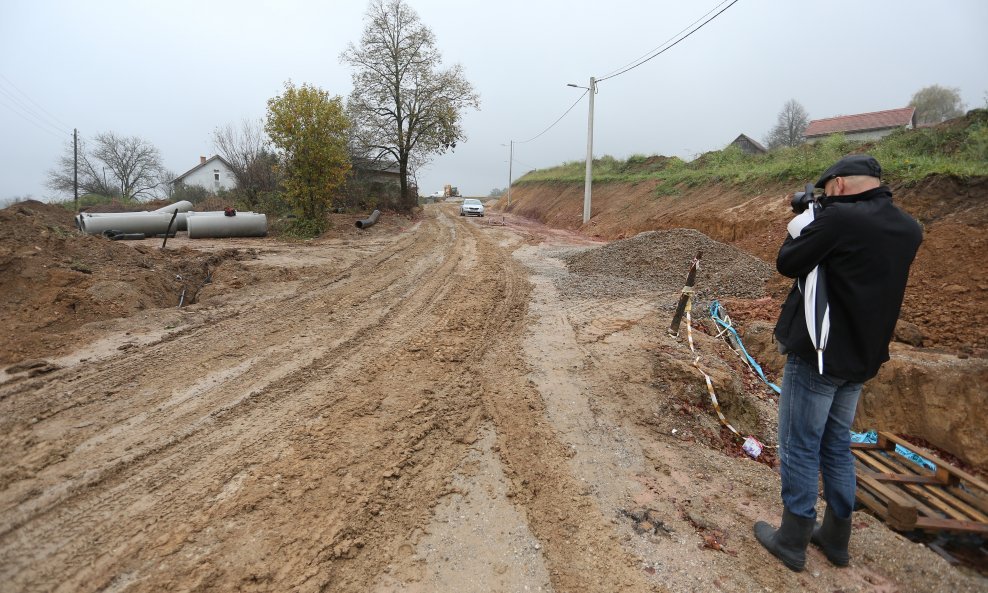 Gradnja pristupne ceste do novog Centra za odlaganje otpada na Babinoj gori.