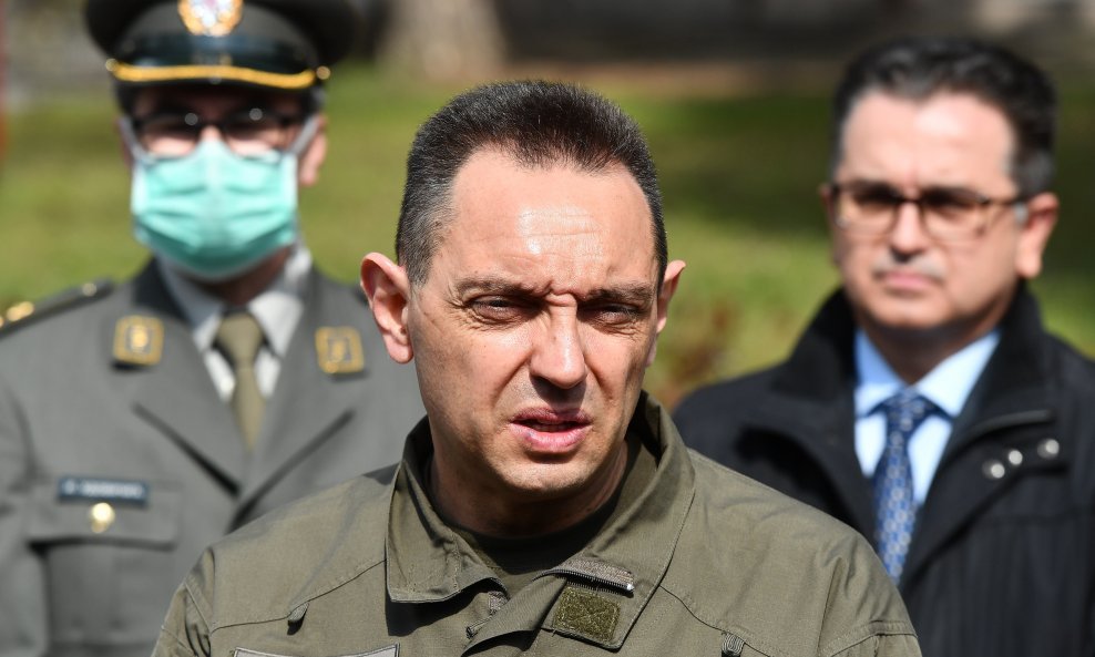 Srpski ministar obrane Aleksandar Vulin potvrdio je da su preminula i tri djelatnika njegova ministarstva