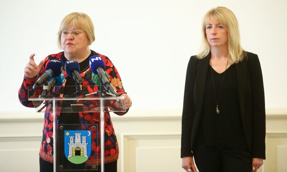 Anka Mrak Taritaš i Sonja König na konferenciji za medije