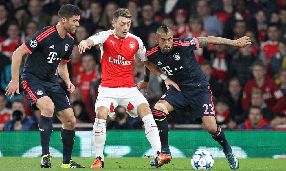 Arsenal  - Bayern