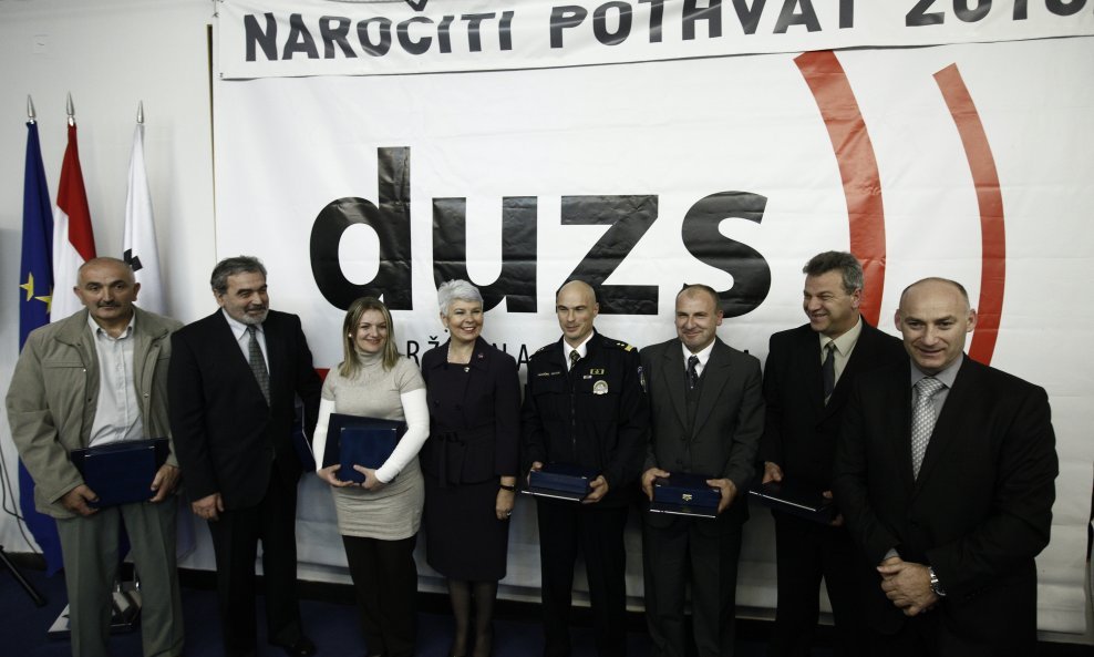 duzs, naročiti pothvat 2010