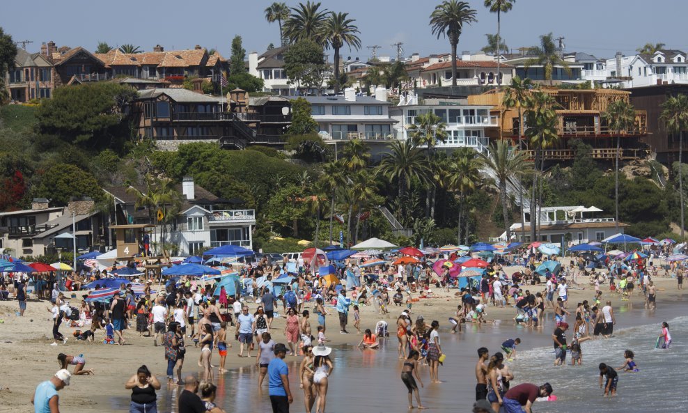 Newport Beach: Gužva na kalifornijskoj plaži