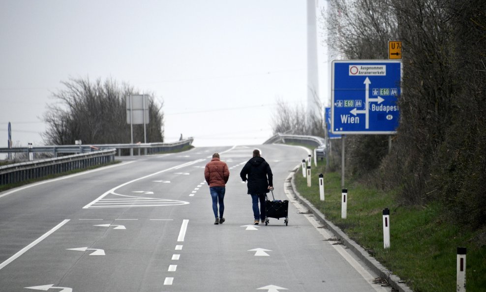 Sve europske države po prvi puta su zatvorile granice