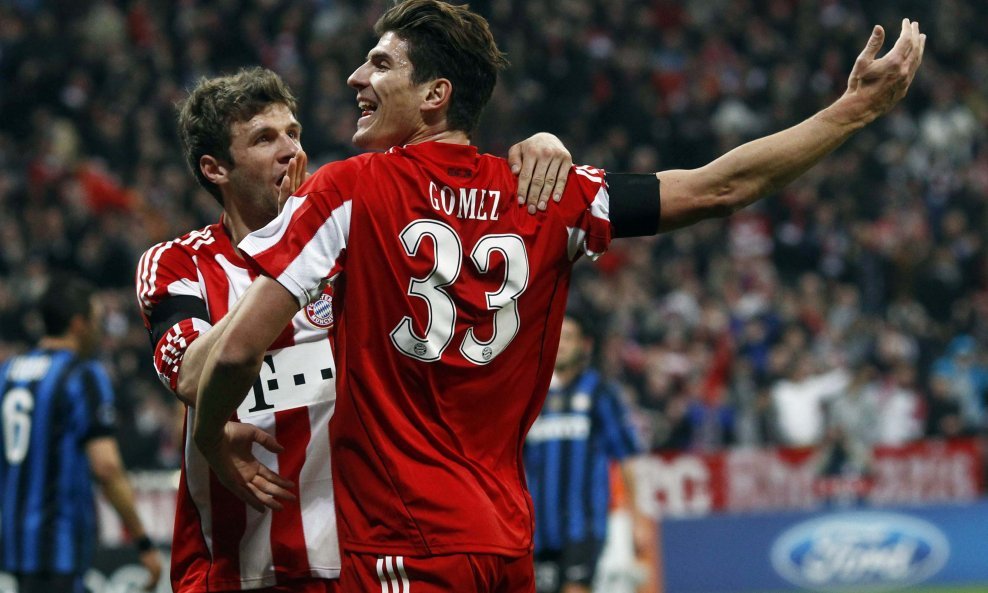 Thomas Müller i Mario Gomez