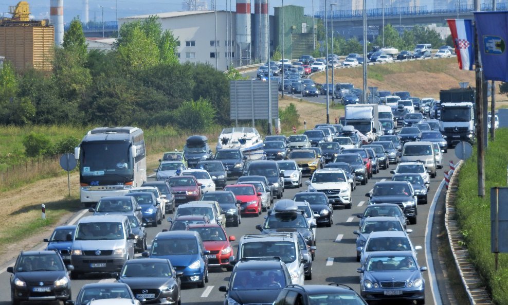 Gužva na autocesti prema Zagrebu - ilustracija