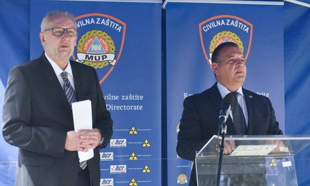 Čelnik Stožera i MUP-a Davor Božinović i ministar zdravstva Vili Beroš