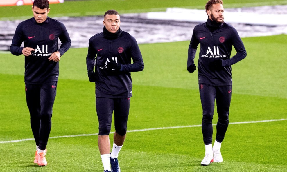 Thiago Silva, Kylian Mbappé, Neymar