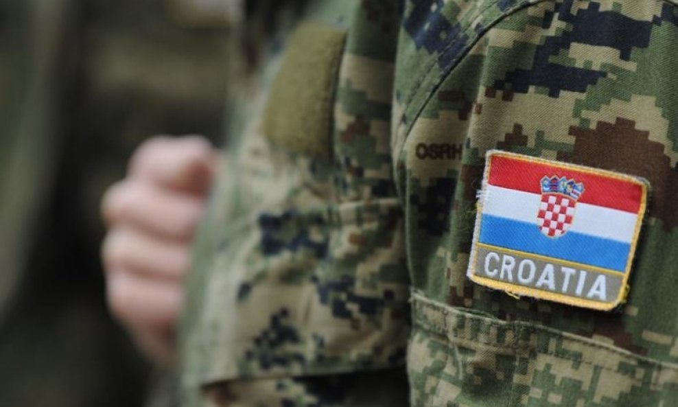 hrvatska vojska uniforma