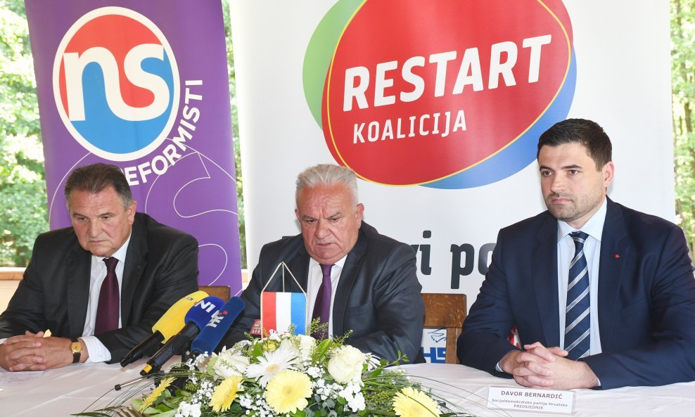 Restart koalicija u Korablji Tišinić u Taborištu nedaleko Petrinje