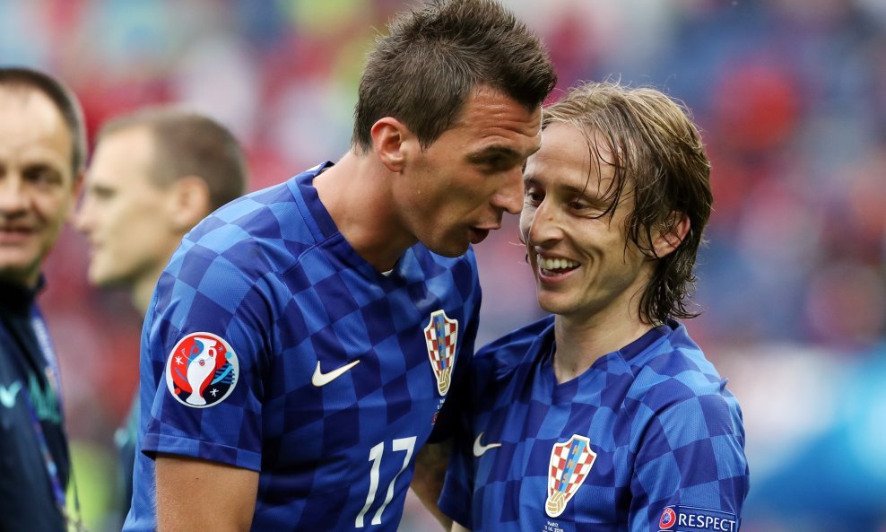 Mario Mandžukić i Luka Modrić