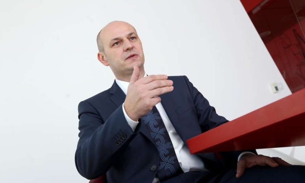 Mislav Kolakušić