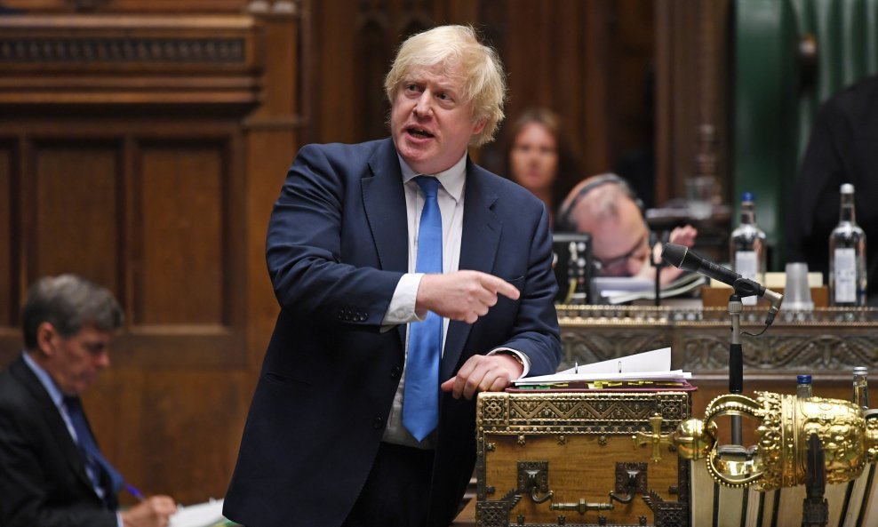 Britanski premijer Boris Johnson obraća se zastupnicima u parlamentu